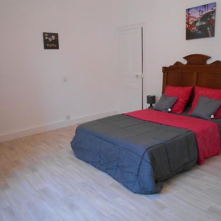 Maison Ancienne Renovee Du Xixeme A Partir De 1 A 10 Personnes Plus 2 Bebes Saint-Aignan  Bagian luar foto