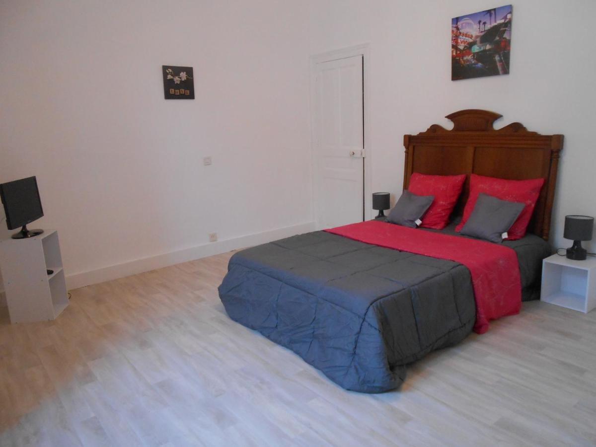 Maison Ancienne Renovee Du Xixeme A Partir De 1 A 10 Personnes Plus 2 Bebes Saint-Aignan  Bagian luar foto